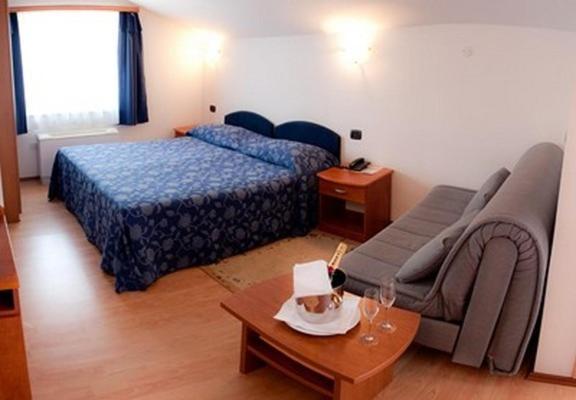 Hotel Makin Novigrad Istria Værelse billede
