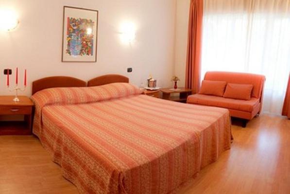 Hotel Makin Novigrad Istria Værelse billede